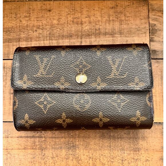 LOUIS VUITTON Porte Tresor Alexandra Monogram Canvas Brown Trifold